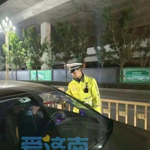 如何向济南交警举报违章